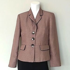 Evan Picone Mauve Trimmed in Black Blazer Jacket. SZ 8P
